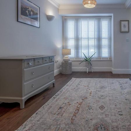 Noe Acre - 3 Bedroom Cottage - Тенби Экстерьер фото
