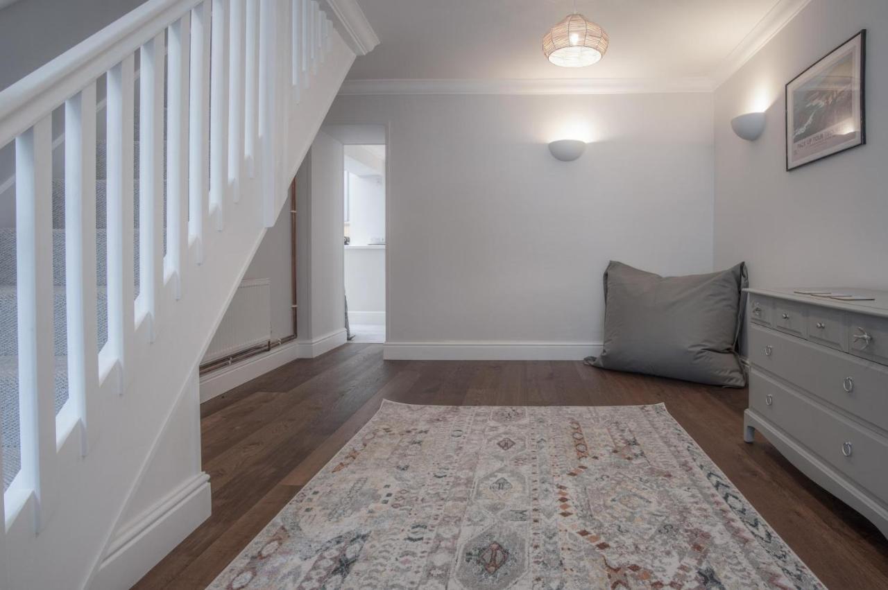 Noe Acre - 3 Bedroom Cottage - Тенби Экстерьер фото