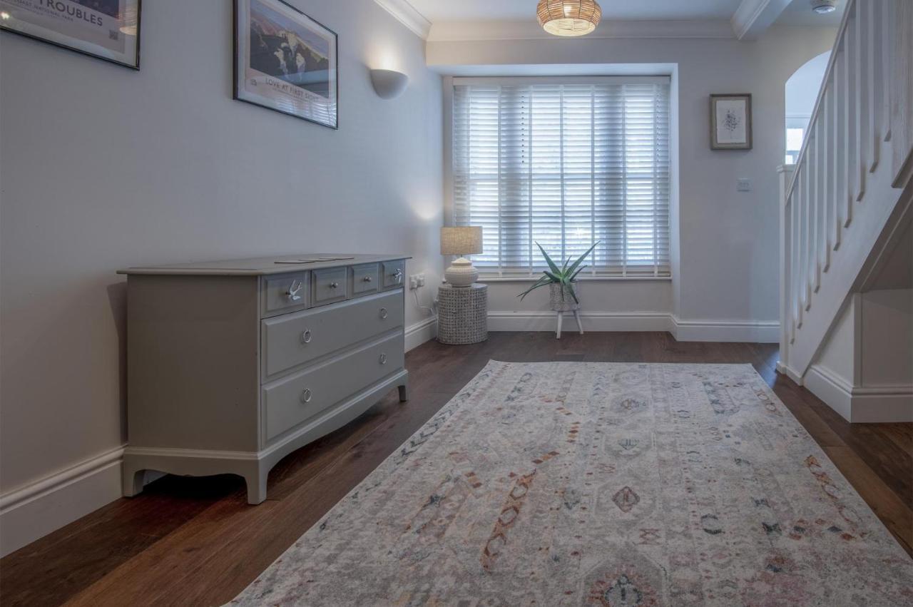 Noe Acre - 3 Bedroom Cottage - Тенби Экстерьер фото