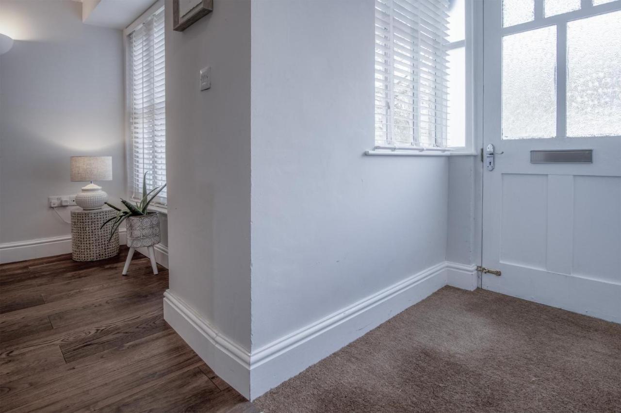 Noe Acre - 3 Bedroom Cottage - Тенби Экстерьер фото