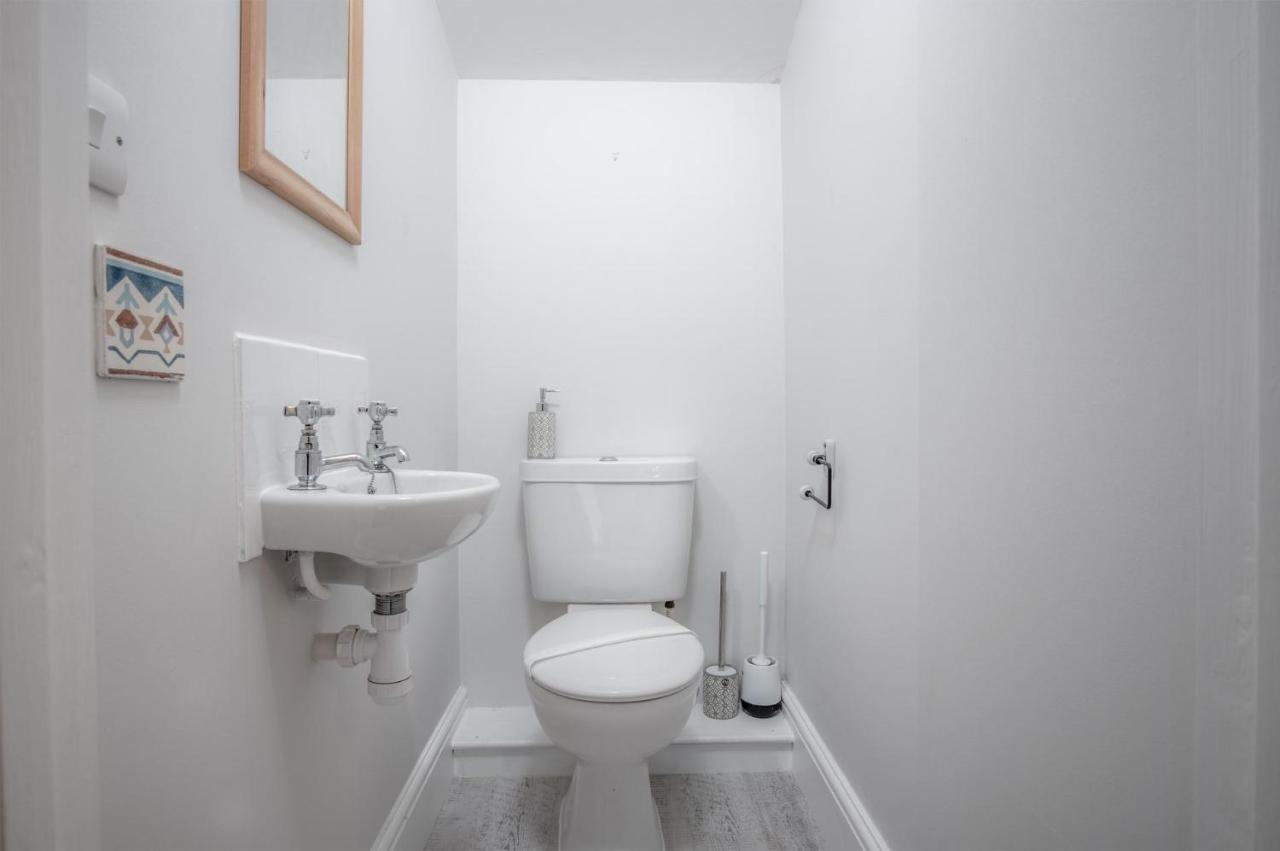Noe Acre - 3 Bedroom Cottage - Тенби Экстерьер фото
